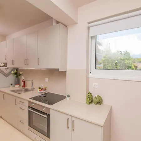 Mantisses Apartment